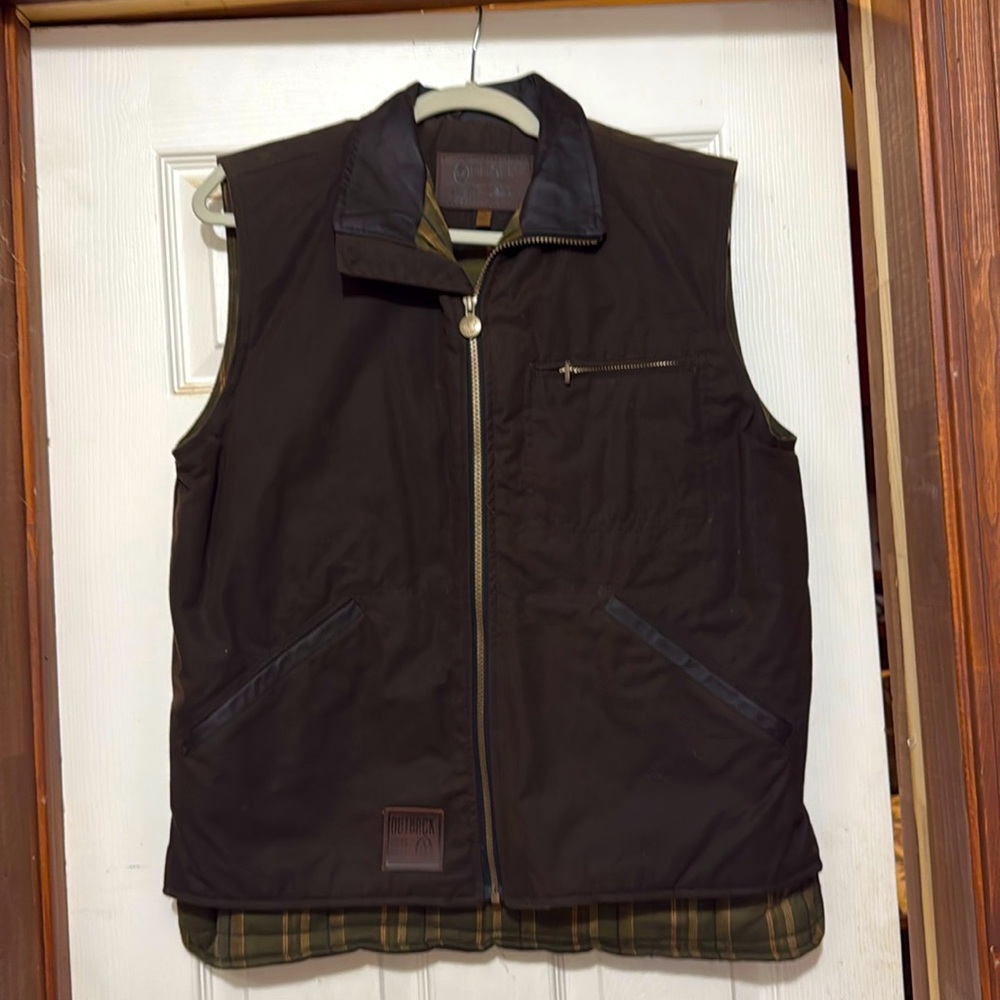 Outback Trading Company Genuine Australian Oilskin Western Vest Medium